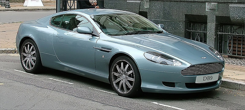 Aston Martin Db9