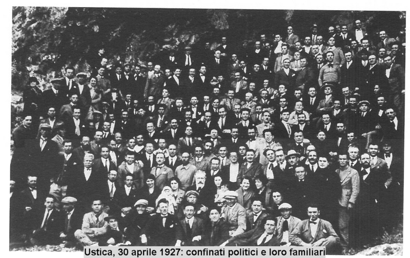 Confinati2