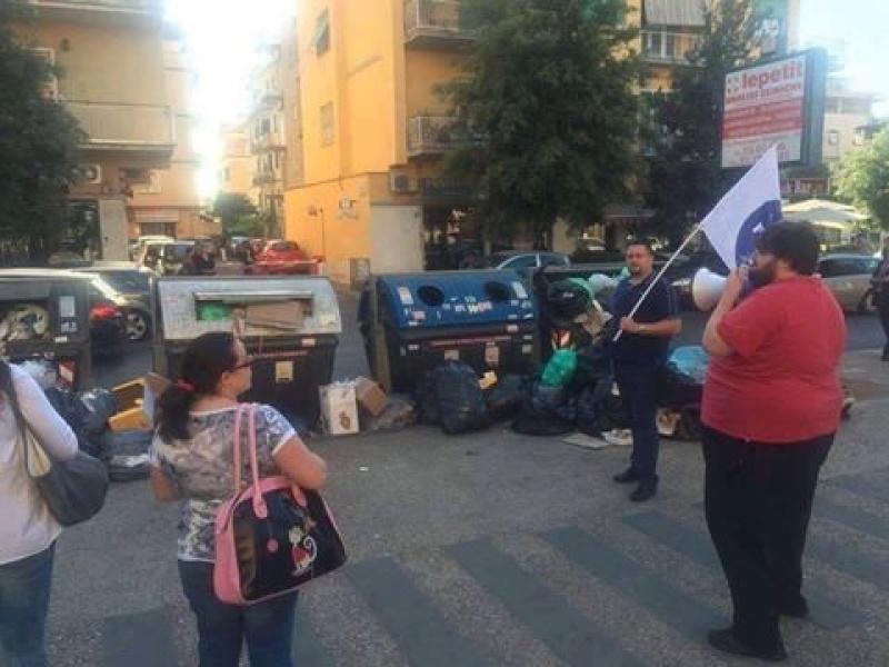 Comizio Di Adinolfi A Roma 1 Giugno 2016