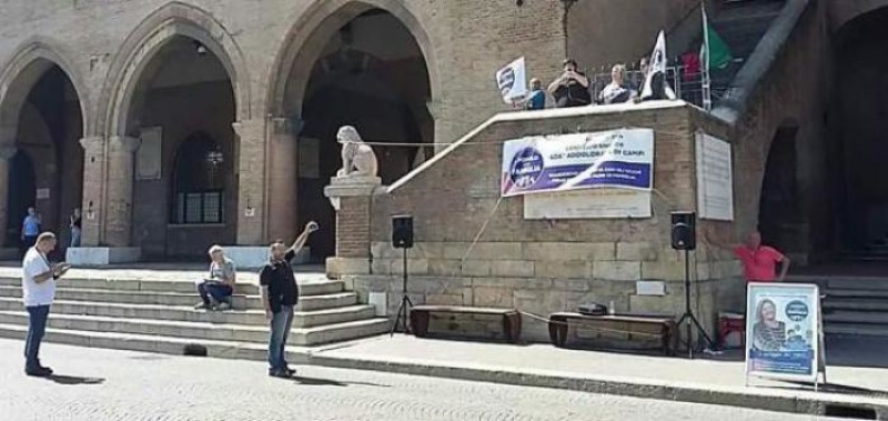 Grande Successo Per Il Comizio Di Adinolfi A Rimini