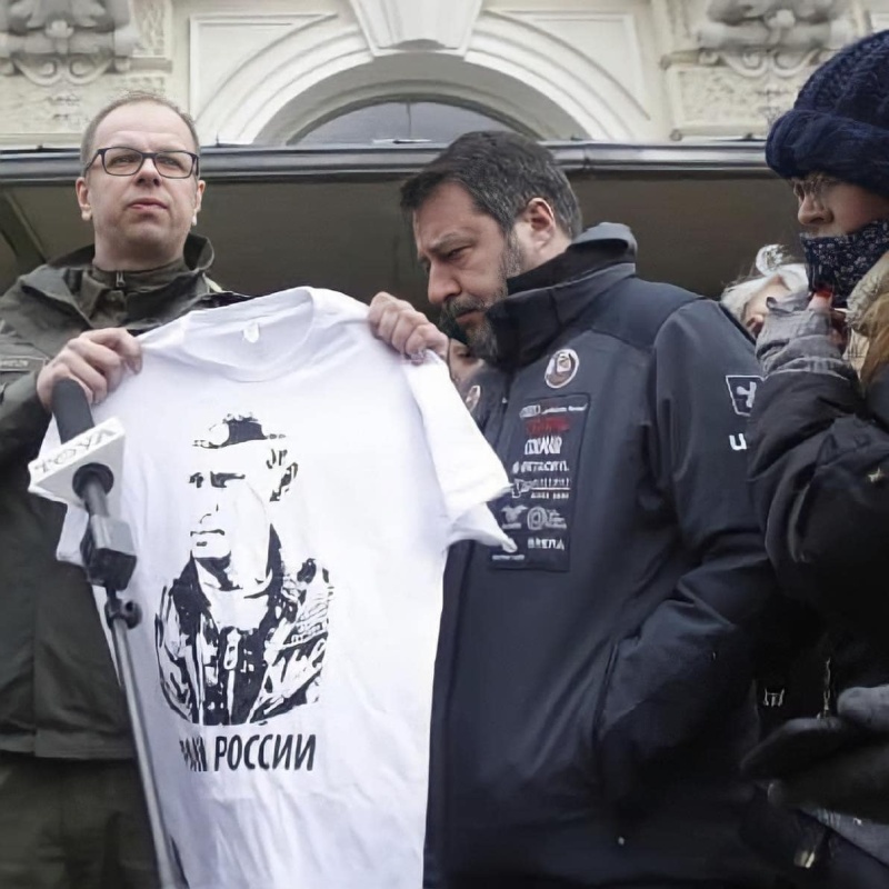 Salvini E Le Figure Di Merda Polacche
